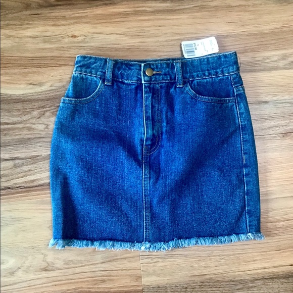 GIFTED! Jean skirt from Forever 21 - FREE w/PURCHASE! - Picture 3 of 6